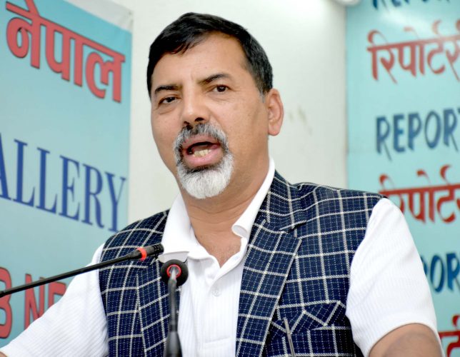 वर्षमान पुनलाई अहिलेको गठबन्धन मन परेको छैन, एमालेसँग तालमेल गर्ने चाहना पूरा नभएकाले गभर्नर निलम्बनको विरोध गरिरहेका छन्ः अर्थमन्त्री जनार्दन शर्मा