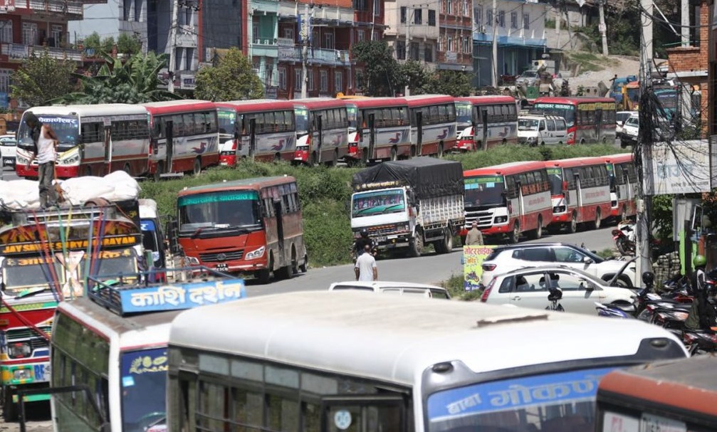 फेरि बढ्यो गाडी भाडा, कुन रुटमा कति ? (सूचीसहित)