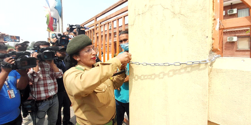 बतास समूहकाे होटल आनन्दमा ताल्चा