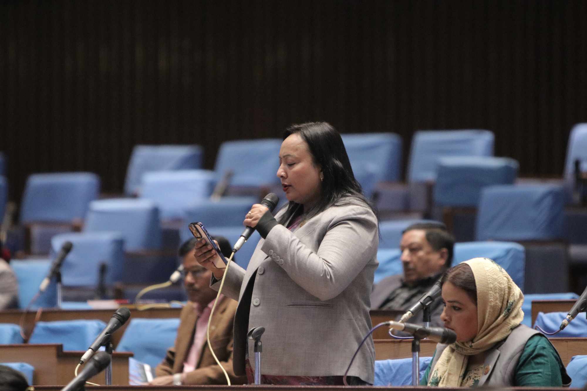 बलात्कार घटनाका अपराधीलाई कठोर कानुनी कारबाही गर्न सरकारसँग माग