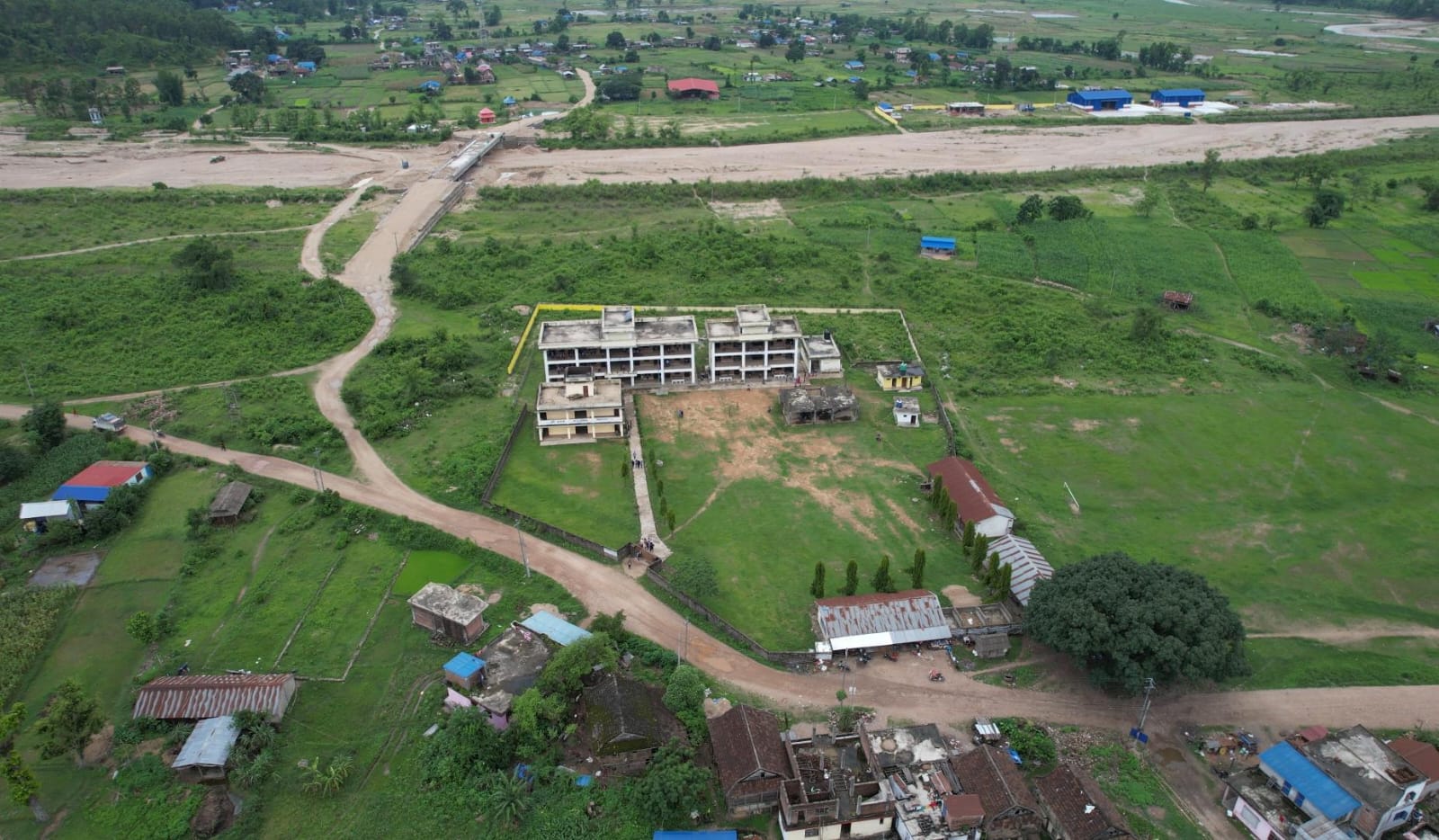 बकैयामा विद्यालय प्रशासनलाई थाहा नदिई भवन निर्माण