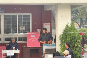 रास्वपा सभापति रवि लामिछानेद्वारा काठमाडौंमा मतदान